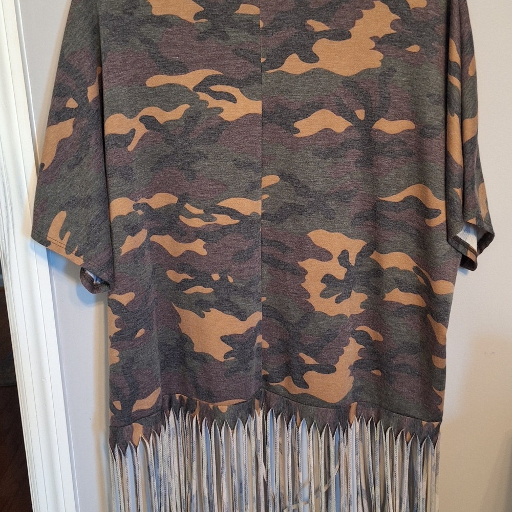 Watermelon Camouflage Oversized Fringe Top For Layering - Picture 3 of 9